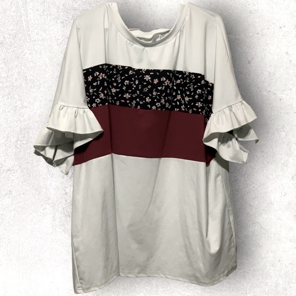 SHEIN NWOT- Floral color block, flounce sleeve top